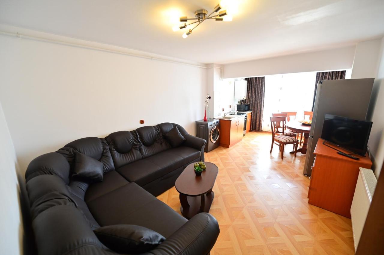 Vacation Apartment With Free Parking Sibiu Exteriér fotografie