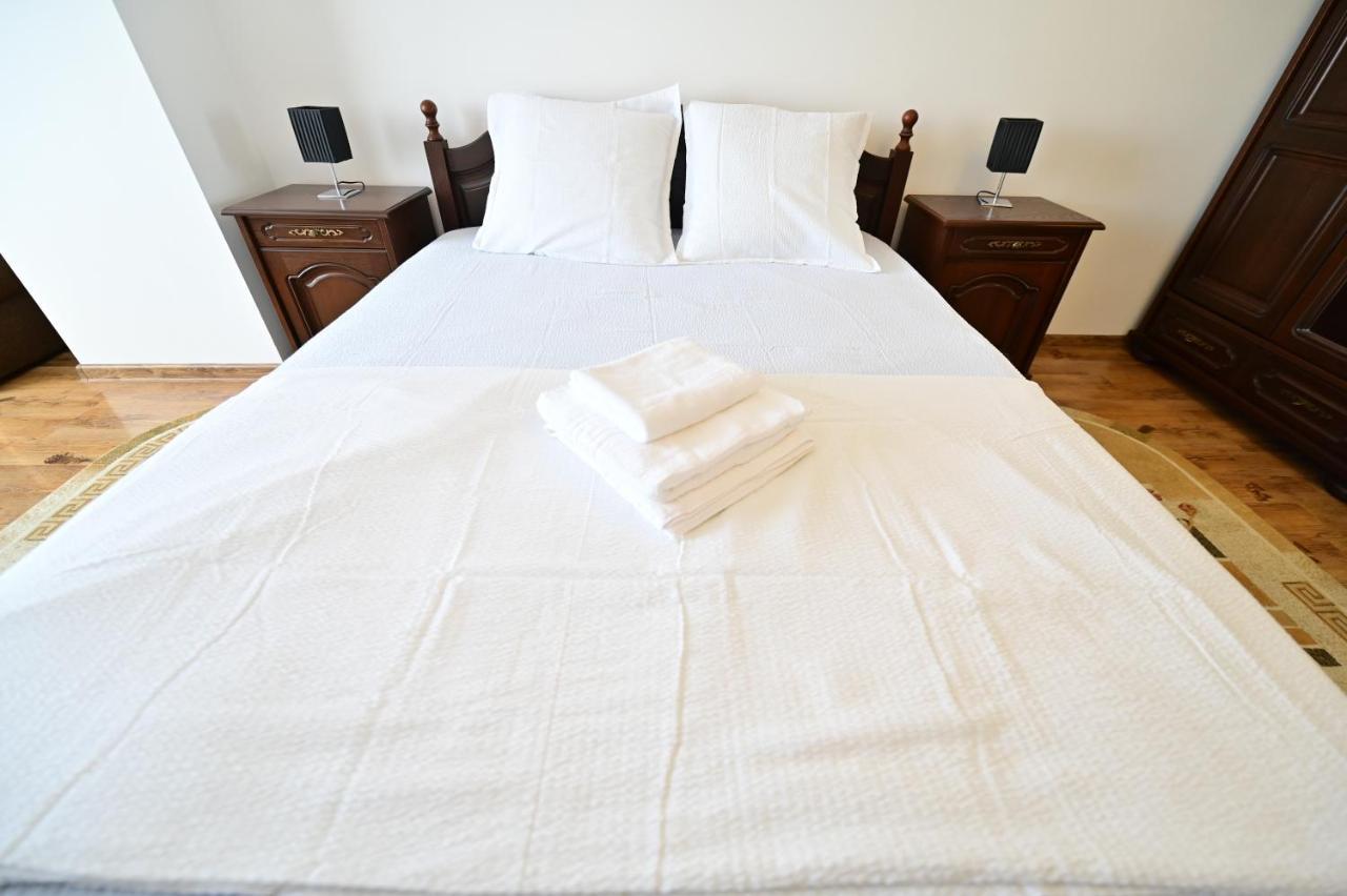 Vacation Apartment With Free Parking Sibiu Exteriér fotografie